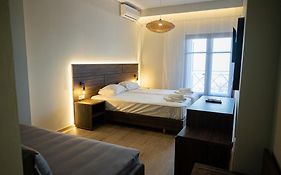 Este Luxury Apartments
