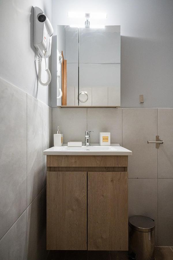 Este Luxury Apartments Kриопиги Екстериор снимка