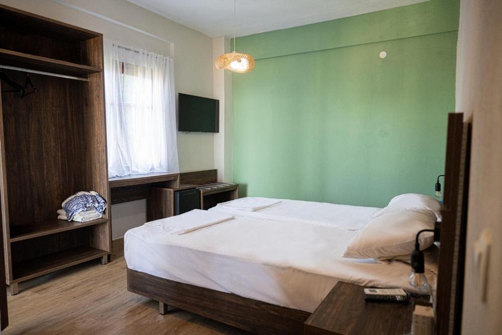 Este Luxury Apartments Kриопиги Екстериор снимка