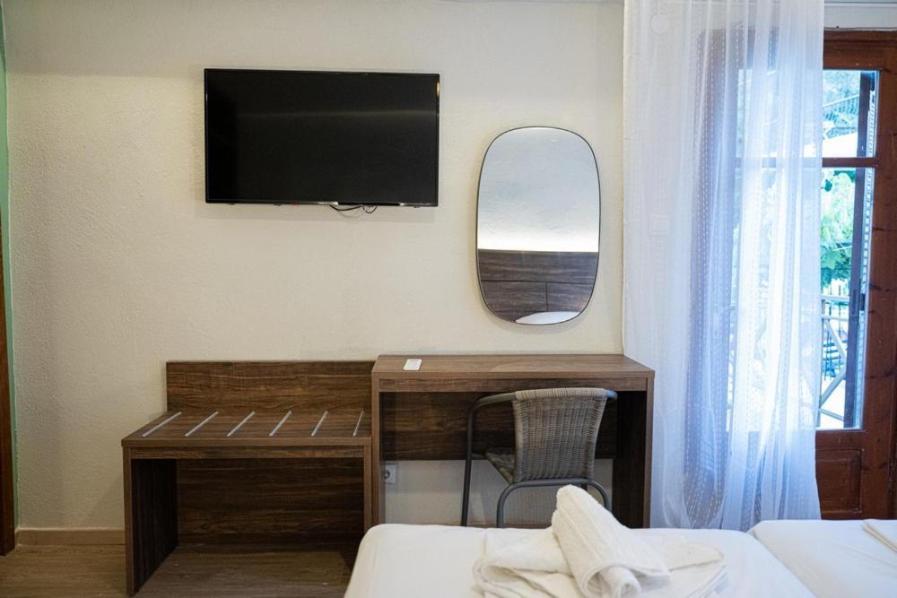 Este Luxury Apartments Kриопиги Екстериор снимка